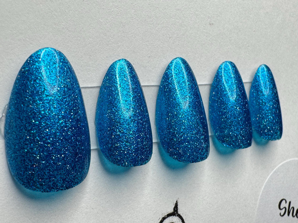ILNP - Cannonball; press-on nails
