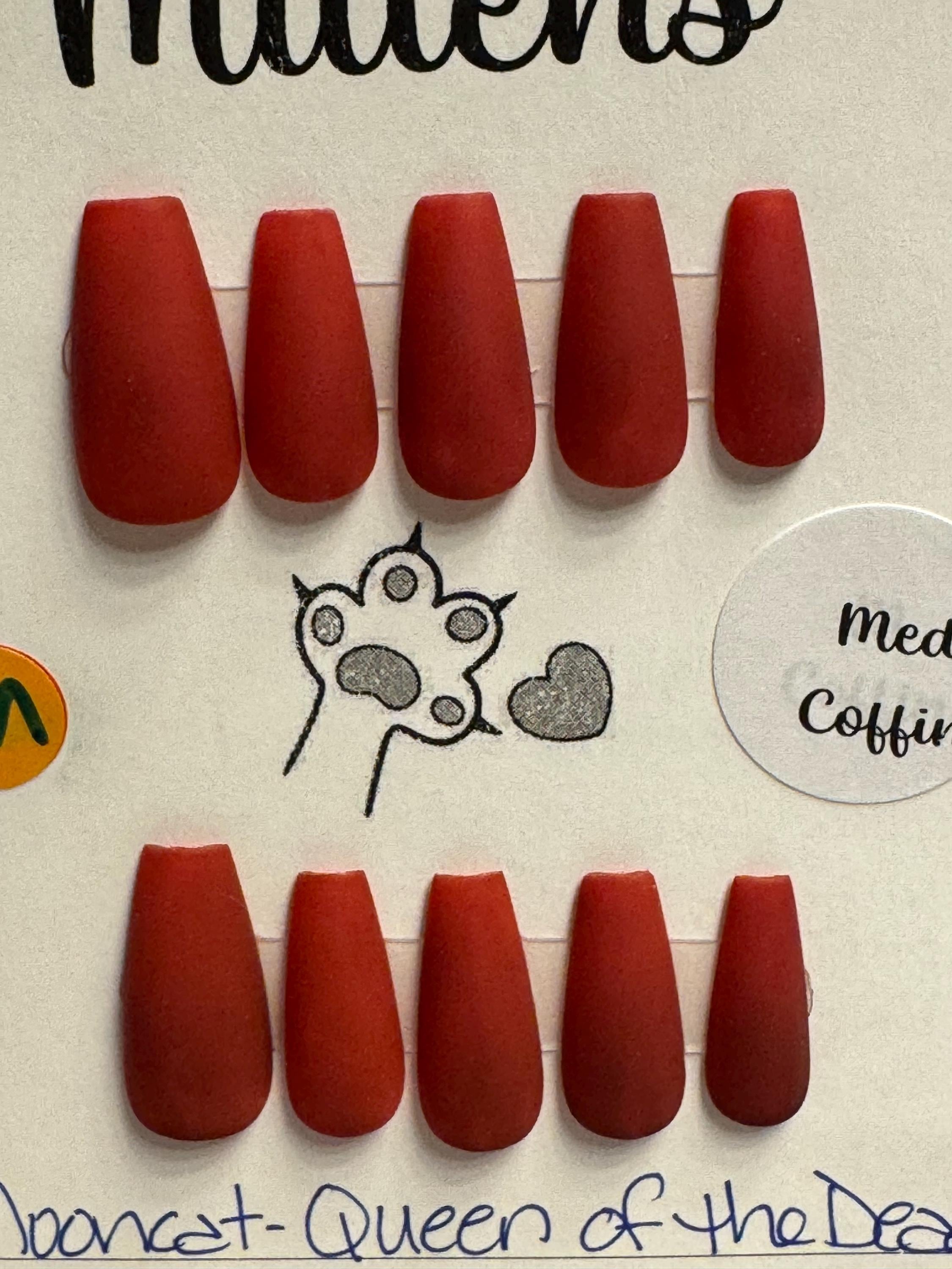 Mooncat - Queen of the Dead; press-on nails