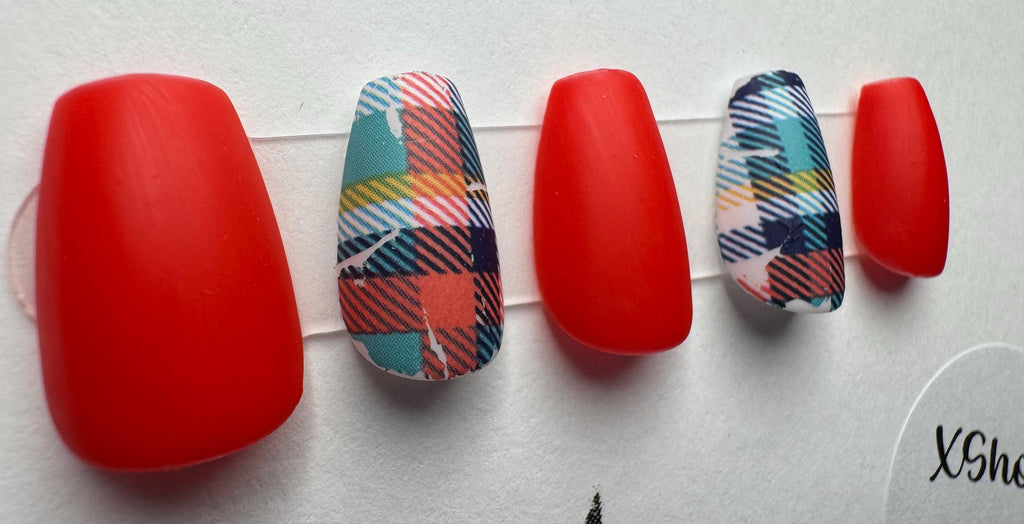 Red Plaid; press-on nails