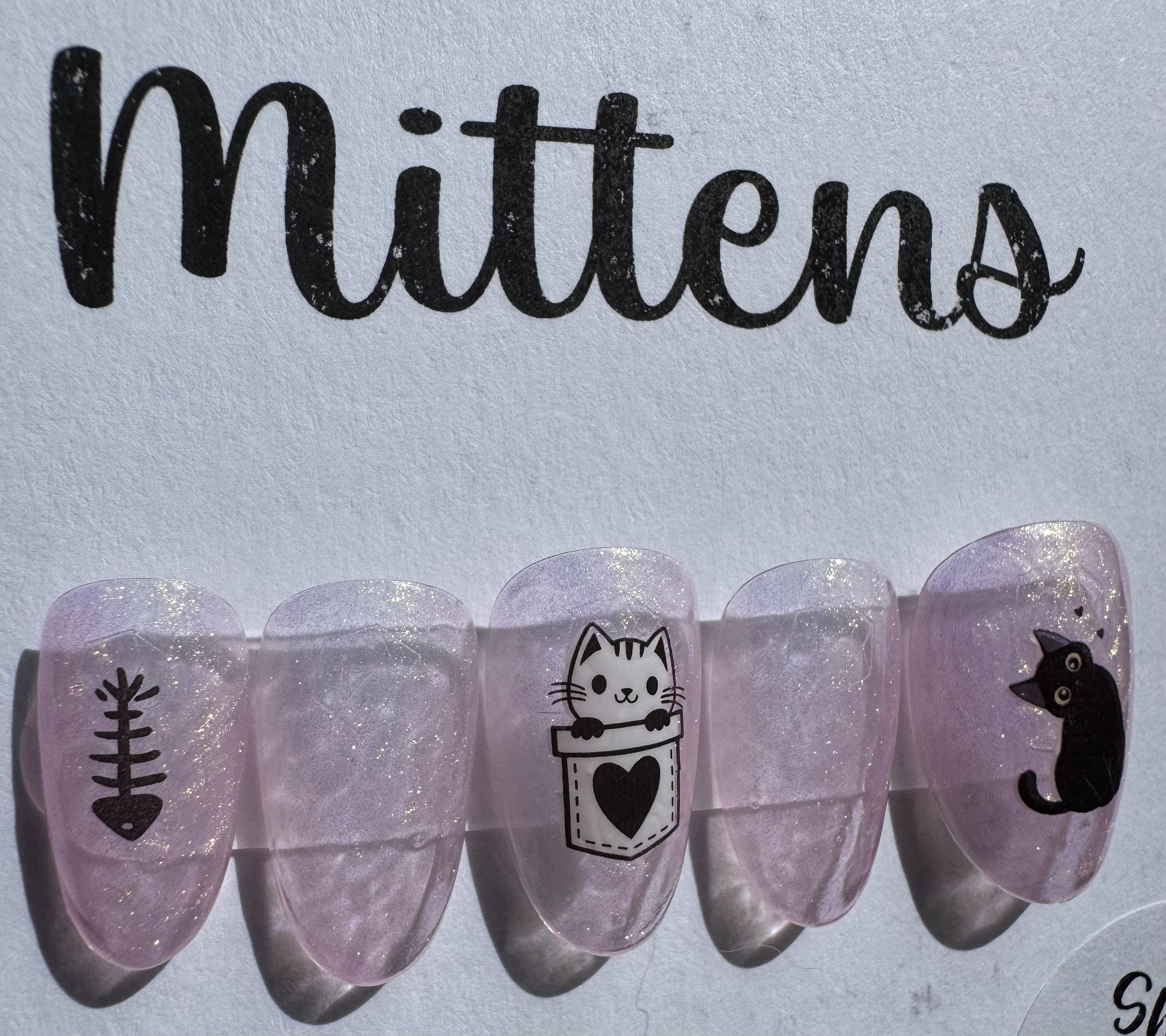 Swirly pink shimmer cats; press-on nails