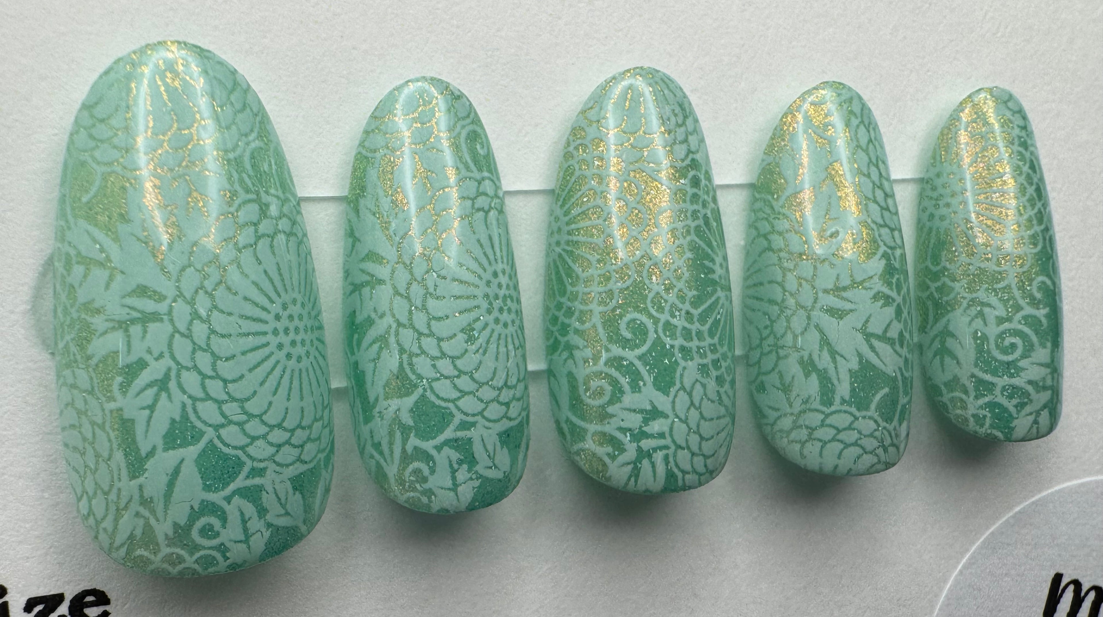 KBShimmer - Ophelia; press-on nails