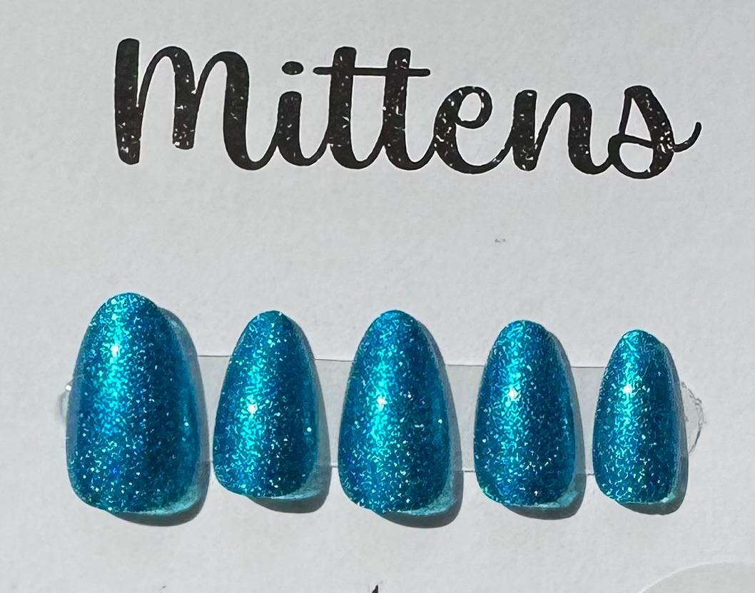 ILNP - Cannonball; press-on nails