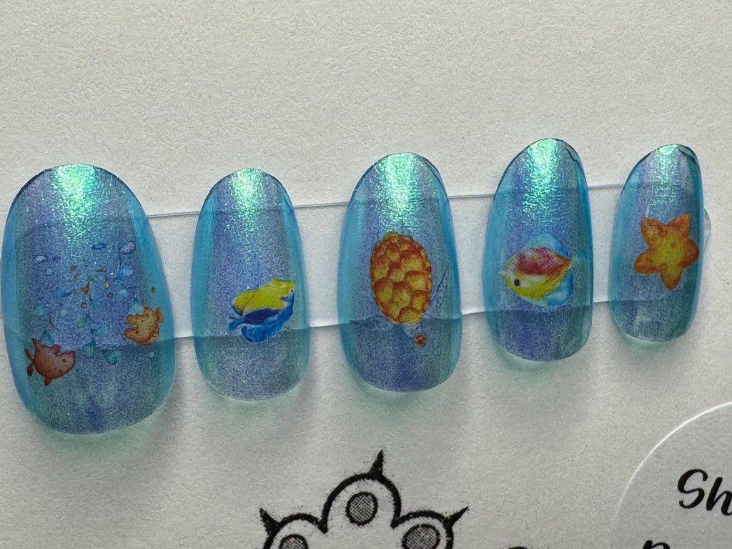 Paint It Pretty Polish - Cruising; press-on nails
