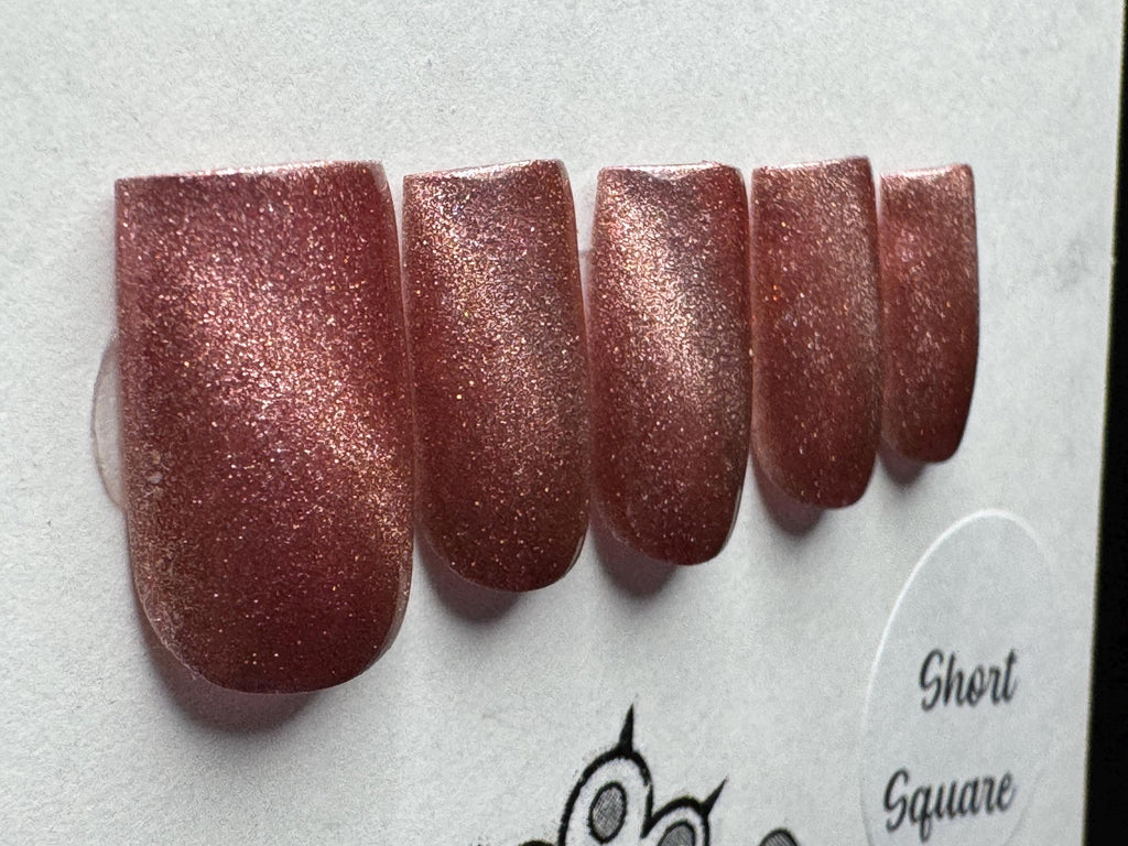Mooncat - Velvet Rose; press-on nails