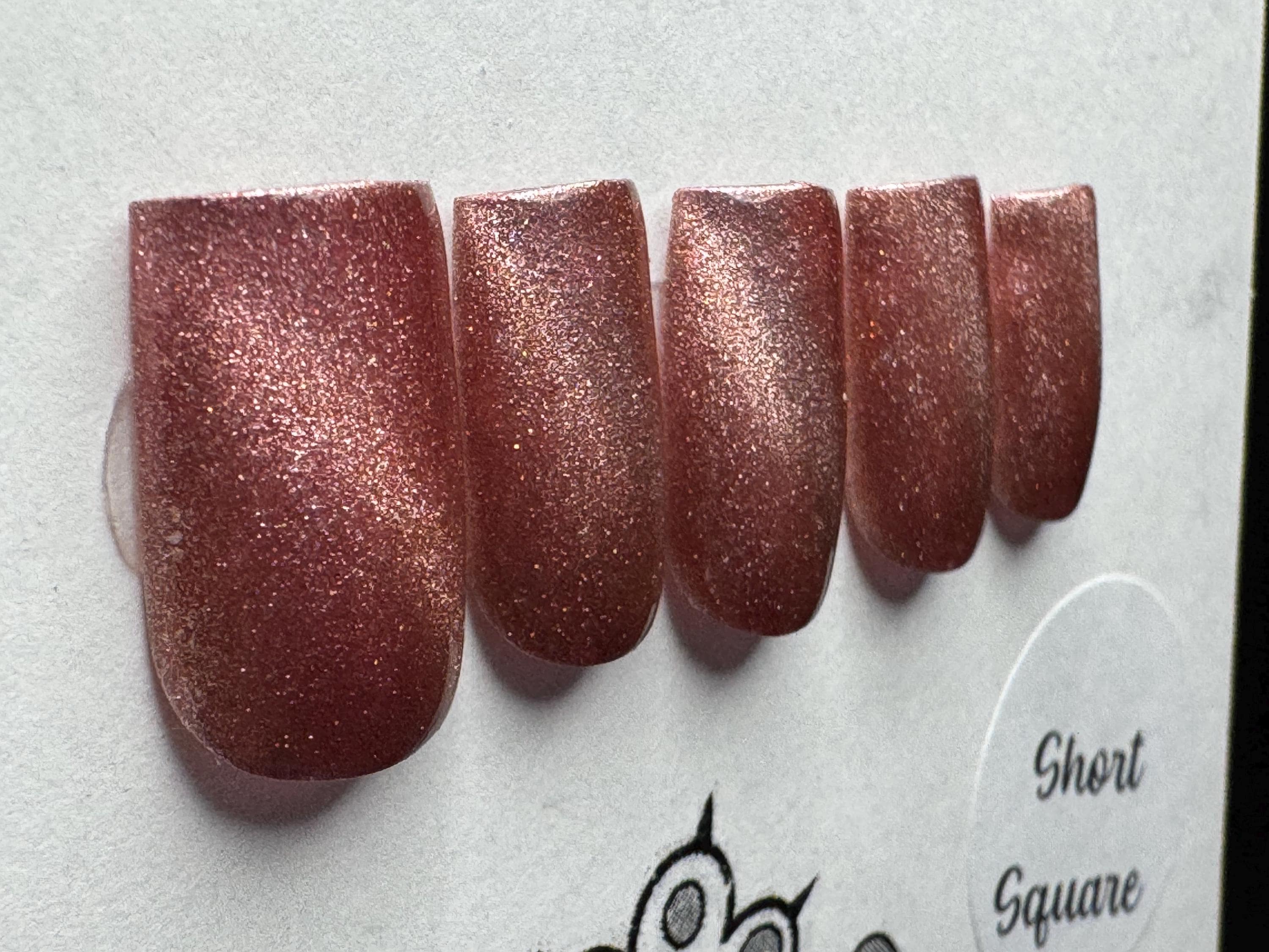 Mooncat - Velvet Rose; press-on nails