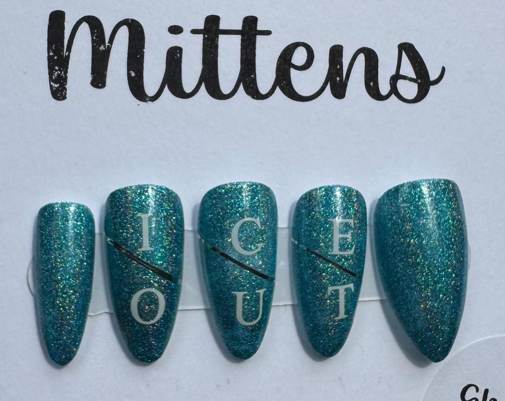 ILNP - Blowing Bubbles; ICE OUT; press-on nails