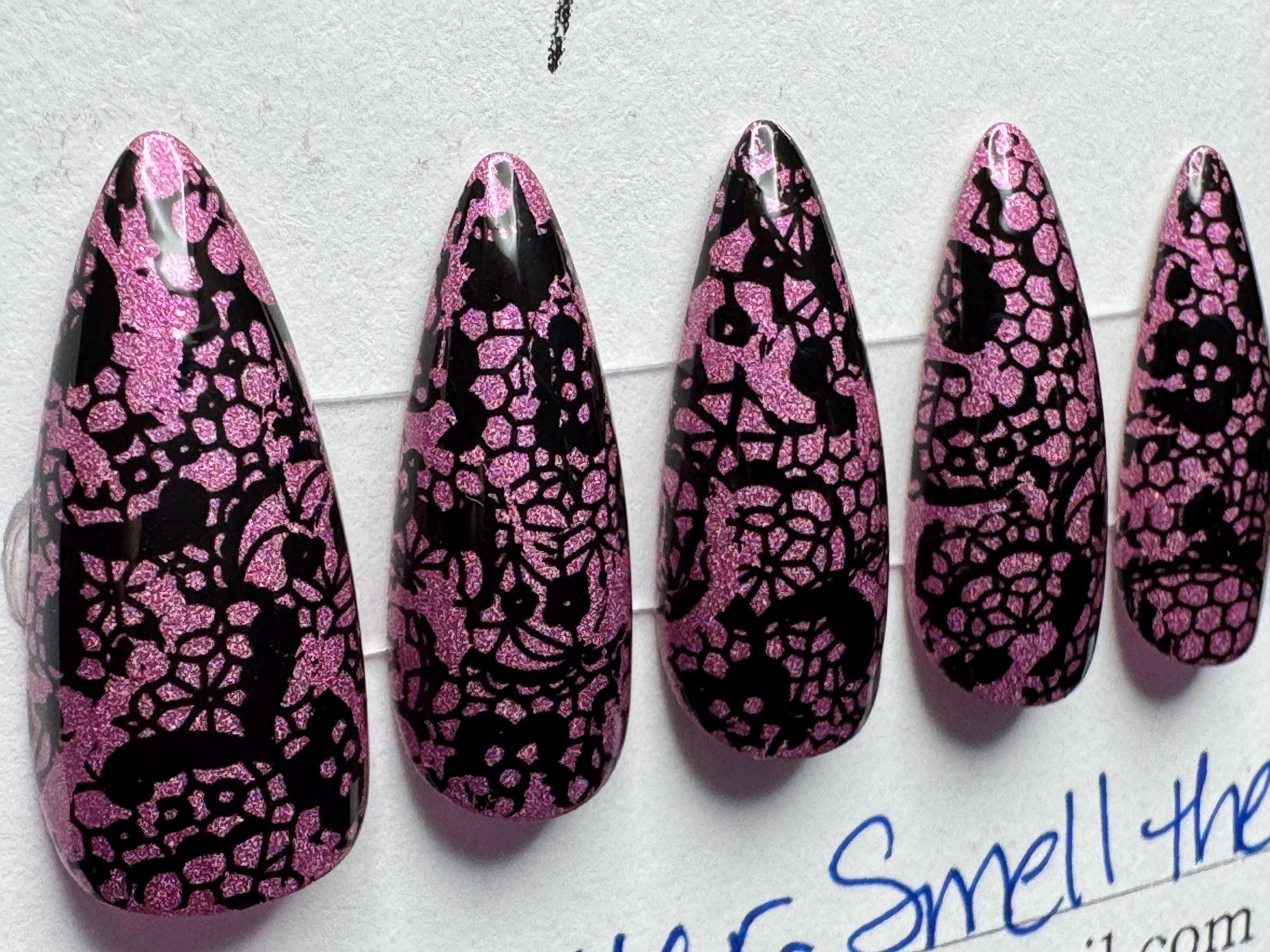 Wicked Lacquer - Smell The Roses; press-on nails